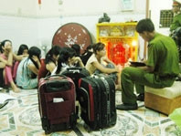 Những phụ nữ bị lừa bán ra nước ngoài
được công an giải cứu.