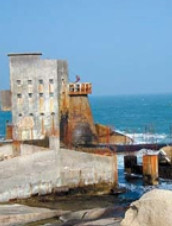 Trung Quốc nghiên cứu máy phát điện sử dụng năng lượng sóng biển