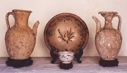Gốm Chu Đậu thế kỷ 15, trong kho cổ vật họ Diệp.