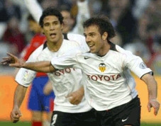 Đương kim vô địch Valencia.