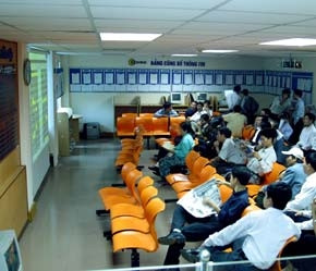 Giá chứng khoán được quyết định bởi yếu tố nào?