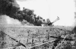 Máy bay Pháp bị bắn cháy
tại Điện Biên.