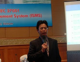 Ông Louis LU, giảng viên ISMS của ISO.