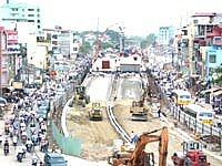 Cầu vượt Ngã Tư Sở.