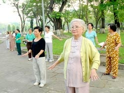 Tập thể dục thường xuyên là một trong
những cách duy trì khả năng tư duy.