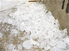 Vì sao xuất hiện lốc, mưa đá?