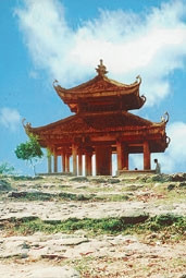 "Bàn cờ tiên" trên Côn Sơn