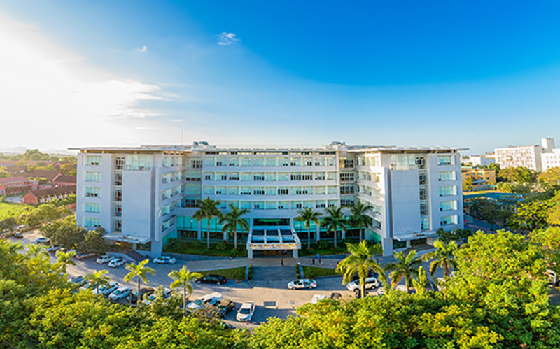 Bệnh viện Trung ương Huế.