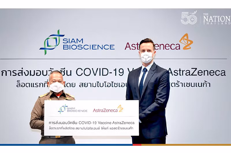 AstraZeneca công bố lô vaccine ngừa Covid-19 đầu tiên được sản xuất tại Thái Lan. (Ảnh: The Nation)