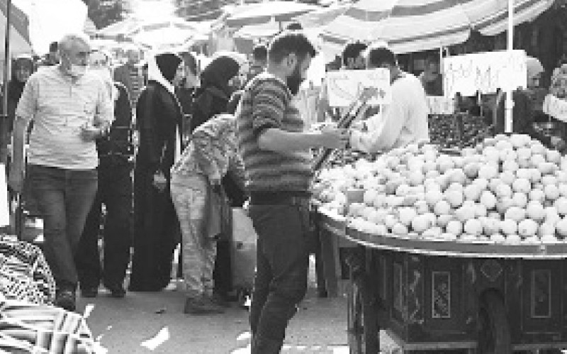 Một khu chợ ở Li-băng. Ảnh ROI-TƠ