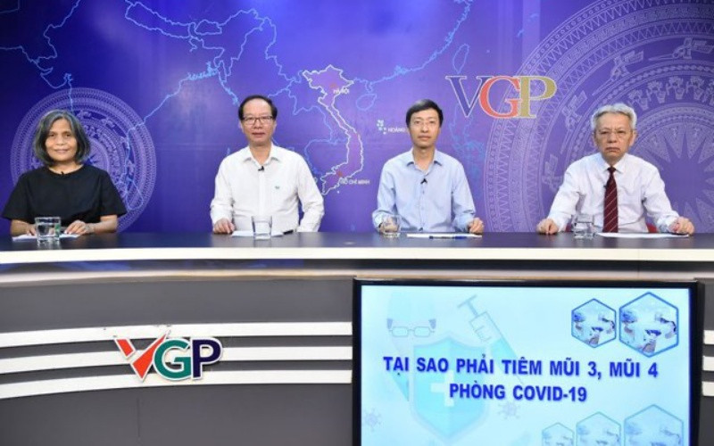 Tọa đàm "Tại sao phải tiêm mũi 3, mũi 4 phòng Covid-19 trong bối cảnh hiện nay?” sáng 1/7. (Ảnh: VGP)