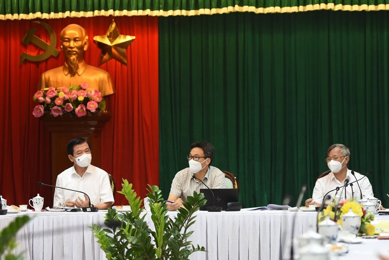 Phó Thủ tướng Vũ Đức Đam làm việc với lãnh đạo chủ chốt tỉnh Đồng Nai.