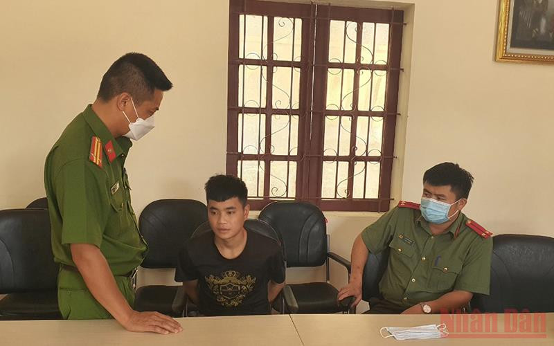 Đối tượng Lò Văn Cường tại cơ quan Công an.