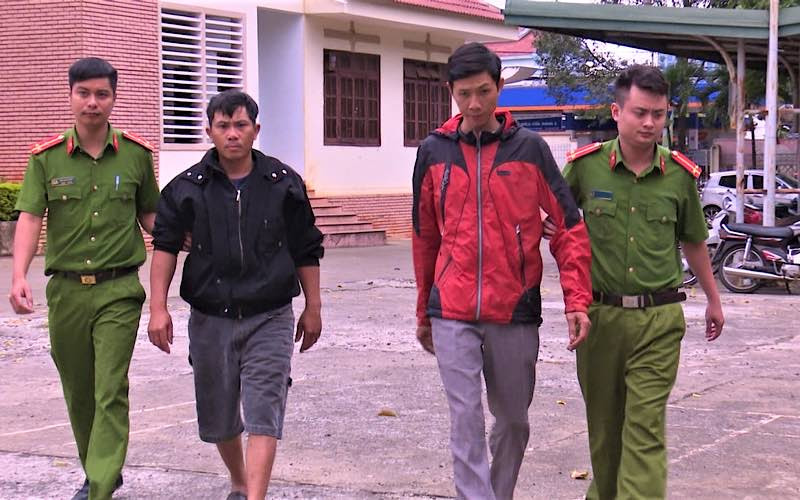 Hai đối tượng Sĩ và Cẩn tại Công an TP Buôn Ma Thuột.