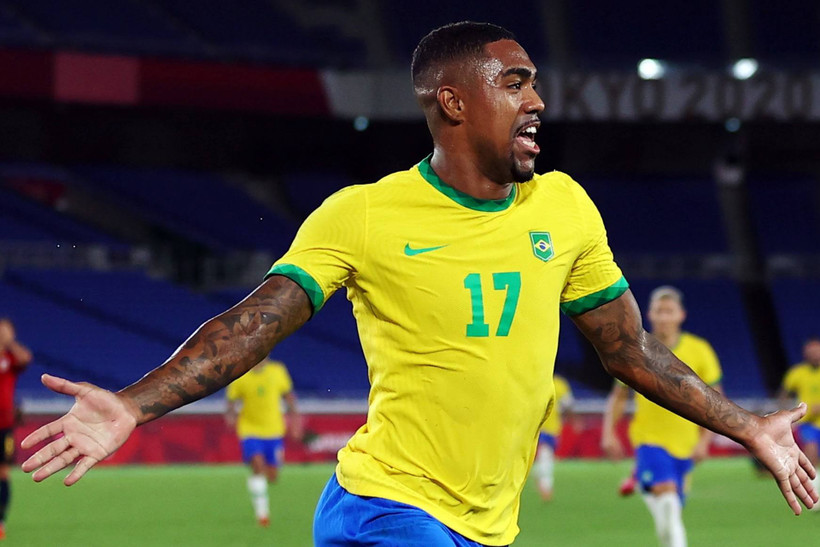 Malcom là người ấn định chiến thắng cho U23 Brazil. (Ảnh: Reuters)