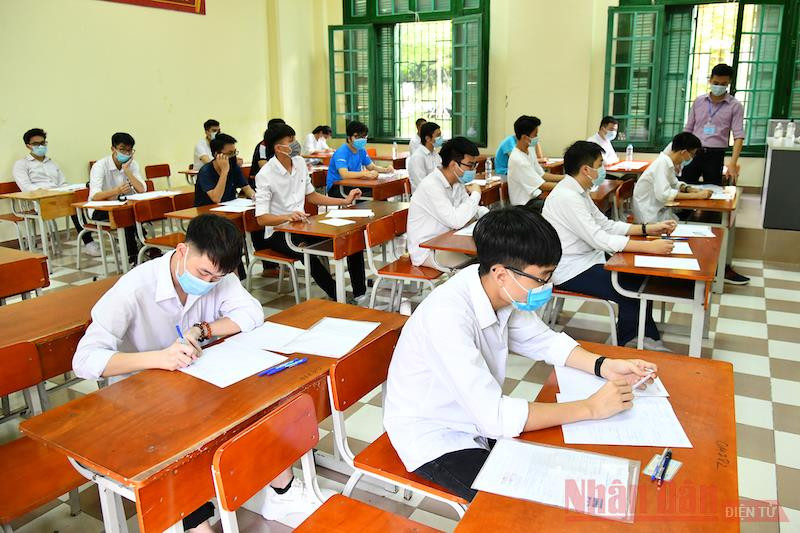 Thí sinh Kỳ thi tốt nghiệp trung học phổ thông 2021. Ảnh: THUỶ NGUYÊN