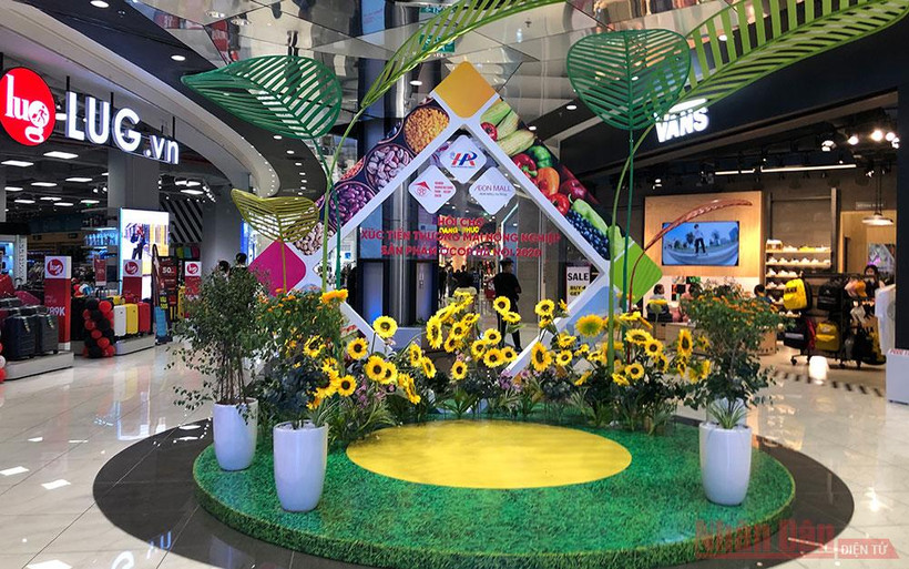 Không gian Hội chợ được trình bày hấp dẫn.