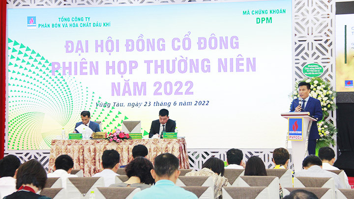 Toàn cảnh phiên họp.
