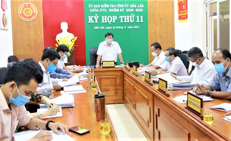 Kỳ họp thứ 11 của Ủy ban Kiểm tra Tỉnh ủy Đắk Lắk nhiệm kỳ 2020-2025. (Ảnh: HỒNG CHUYÊN)