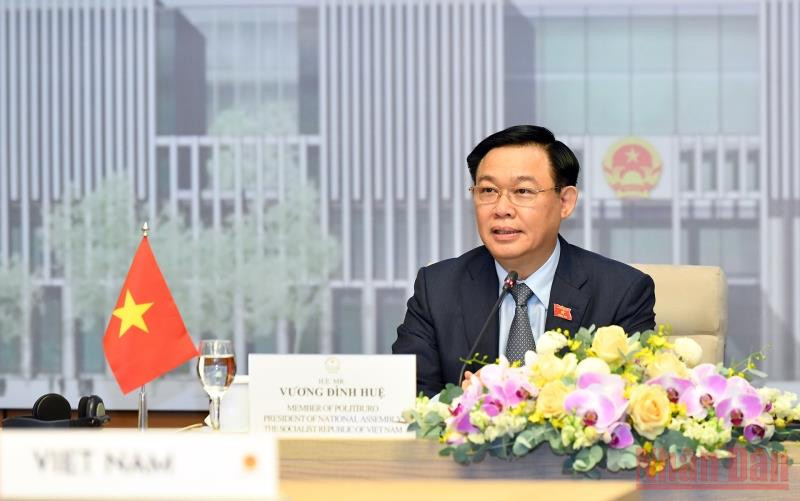 Chủ tịch Quốc hội Vương Đình Huệ. Ảnh: DUY LINH