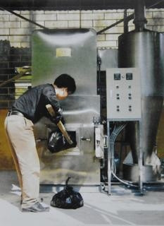 Lò đốt rác thải y tế cho bệnh viện tuyến huyện - sản phẩm của Viện Công nghệ môi trường.               