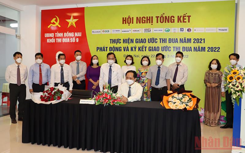 Các đơn vị Khối thi đua số 9 Đồng Nai ký kết giao ước thi đua năm 2022.