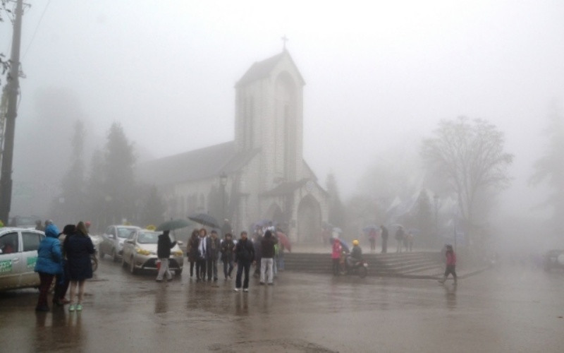 Sa Pa chìm trong rét hại 12,2 độ C ngay giữa tiết thu.