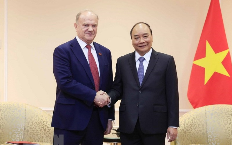 Chủ tịch nước Nguyễn Xuân Phúc tiếp Chủ tịch Đảng Cộng sản Liên bang Nga Gennady Zyuganov. (Ảnh: Thống Nhất/TTXVN)