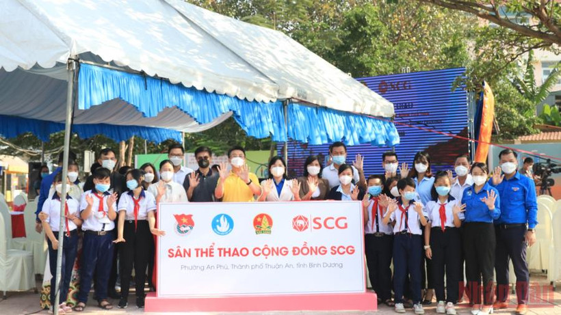 Khánh thành công trình thanh niên Sân thể thao cộng đồng “SCG Outdoor Gym”.