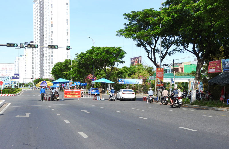 Đà Nẵng siết chặt đi lại ngăn chặn dịch lây lan.