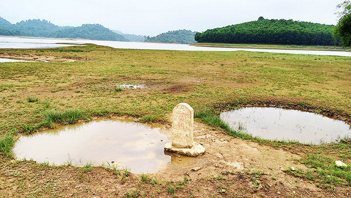 Hoang sơ làng Lúng