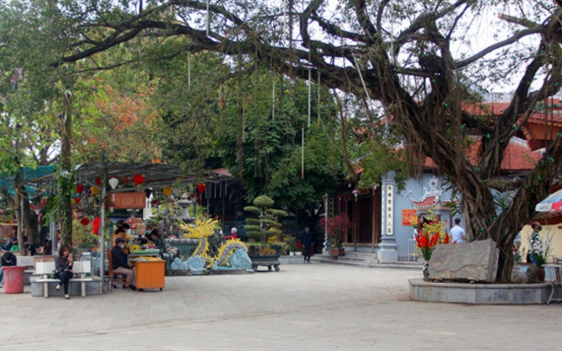 Du khách đến Khu di tích đền Hạ, phường Tân Quang, thành phố Tuyên Quang giảm mạnh so các năm.