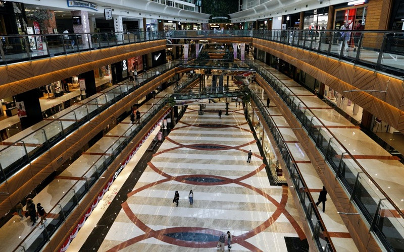 Toàn cảnh bên trong trung tâm thương mại Pondok Indah tại thủ đô Jakarta, Indonesia, ngày 13/8. (Ảnh: Reuters)