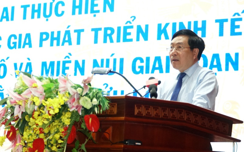 Phó Thủ tướng Thường trực Chính phủ Phạm Bình Minh phát biểu chỉ đạo Hội thảo.