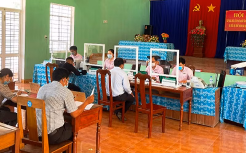 Ngân hàng chính sách xã hội tỉnh Quảng Ngãi triển khai Nghị quyết số 68_NQ-CP và Quyết định số 23_2021QĐ-TTg.