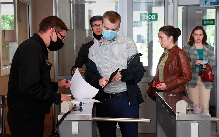 Các trường đại học ở Nga được khuyến nghị tuân thủ các biện pháp chống dịch khi bắt đầu năm học mới. (Ảnh: RIA)