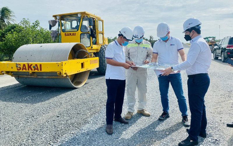 Triển khai xây dựng cao tốc theo PPP. (Ảnh: Quang Thành)