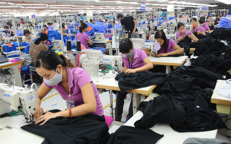 Đầu tư cho nghiên cứu phát triển giúp nhiều DN dệt may vượt qua khó khăn.