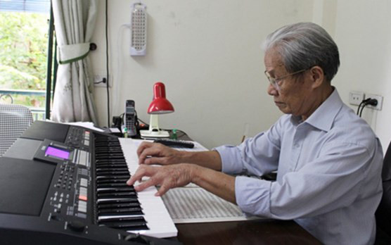 Nhạc sỹ Nguyễn Tài Tuệ. (Ảnh: Vietnam+)