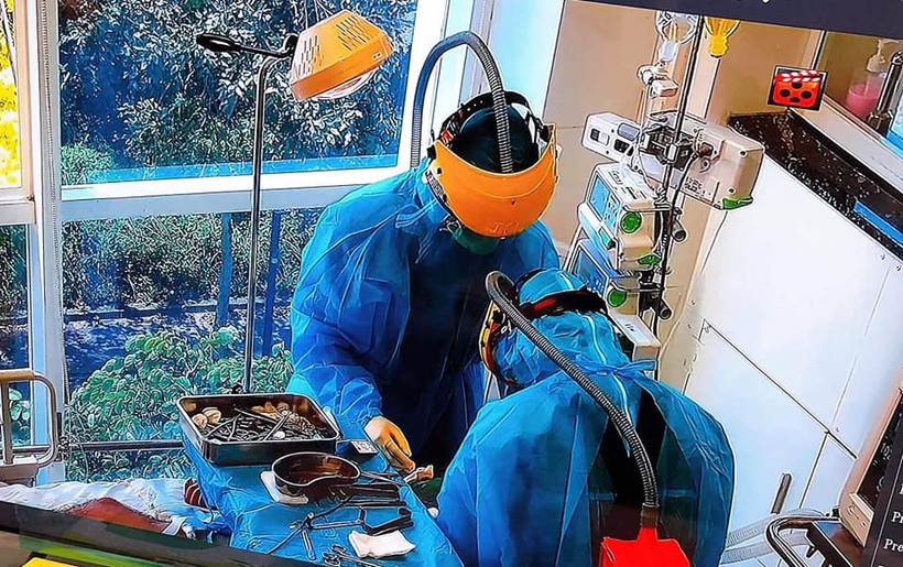 Chín bệnh nhân Covid-19 phải sử dụng phương pháp tim phổi nhân tạo