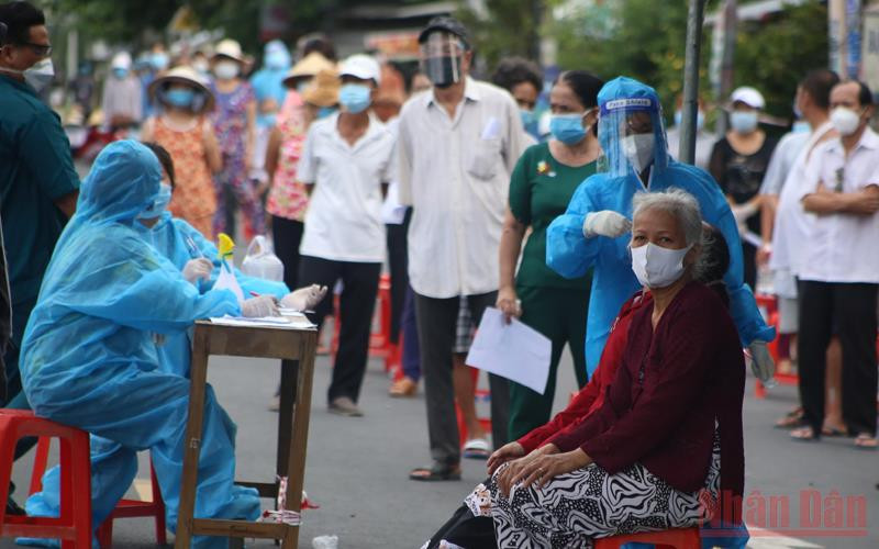 TP Mỹ Tho phong tỏa những khu vực có nguy cơ rất cao để tiếp tục bóc tách F0 ra khỏi cộng đồng.