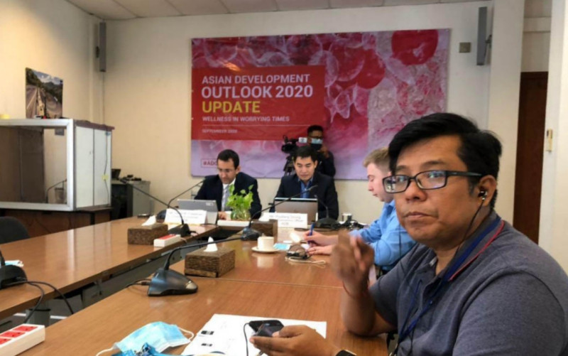 ADB tại Campuchia họp báo ngày 23-9. (Ảnh: Fresh News)