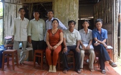 Các nhà vườn bị chủ thu mua quýt Trần Thị Minh Thùy trốn nợ (ảnh chụp tại nhà ông Phạm Văn Hùng).