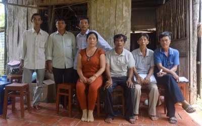 Các nhà vườn bị chủ thu mua quýt Trần Thị Minh Thùy trốn nợ (ảnh chụp tại nhà ông Phạm Văn Hùng).