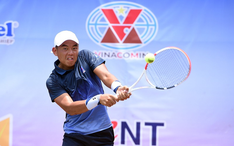 Lý Hoàng Nam tiếp tục có thêm một chiếc cúp trong bộ sưu tập danh hiệu của mình. (Ảnh: VTF)