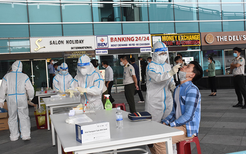 Đà Nẵng tăng cường lấy mẫu xét nghiệm gộp nhóm nhằm phát hiện nhanh trường hợp nghi ngờ.