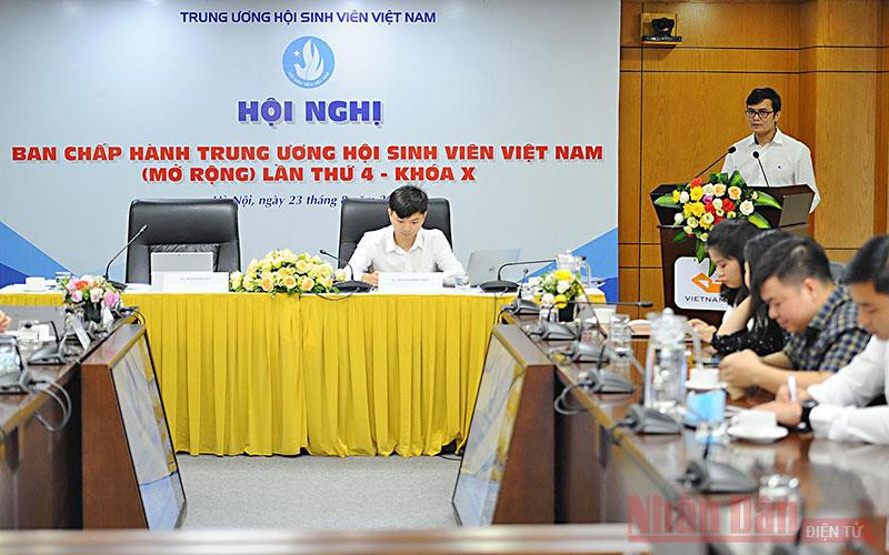 Đồng hành với sinh viên vượt dịch khởi nghiệp và lập nghiệp
