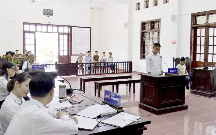 Đối tượng Đinh Đại Lộc tại phiên tòa