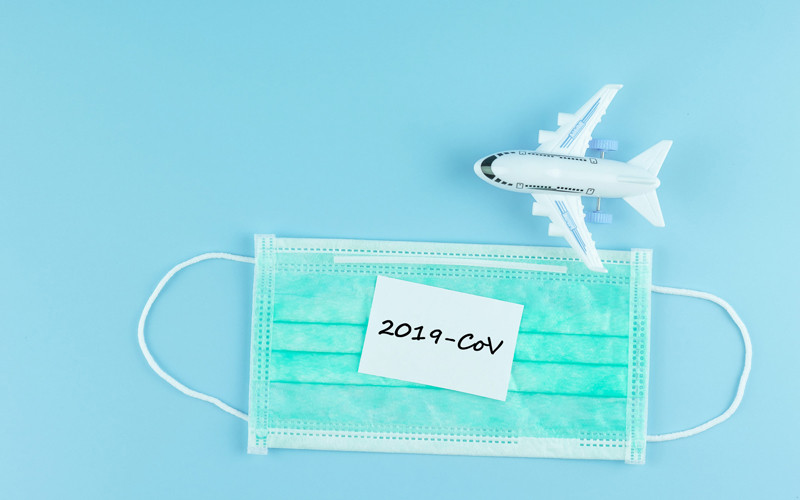 Luôn nhớ đeo khẩu trang trong hành trình của bạn (Ảnh: Getty Image)