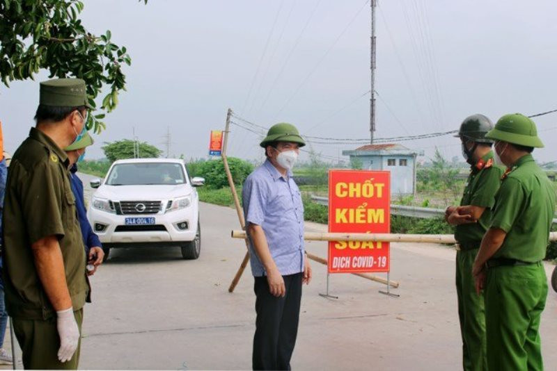 Chốt kiểm soát y tế tại xã Thái Tân huyện Nam Sách. 